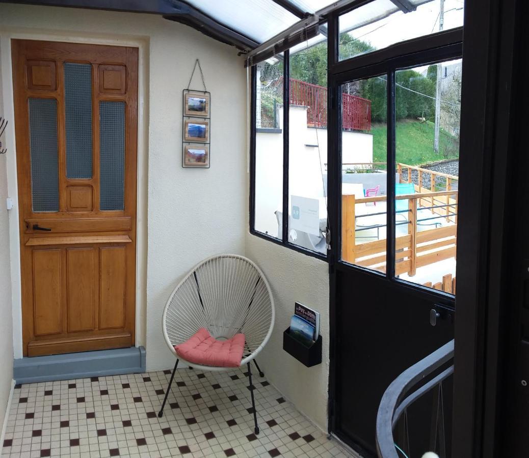 Villa Les Planchettes Orcival Exterior foto